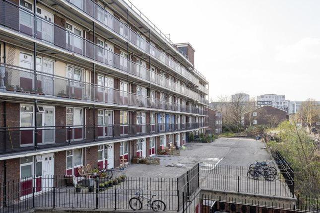 1 Bedroom Flat Close To City With Free Parking Arrangement Londres Exterior foto